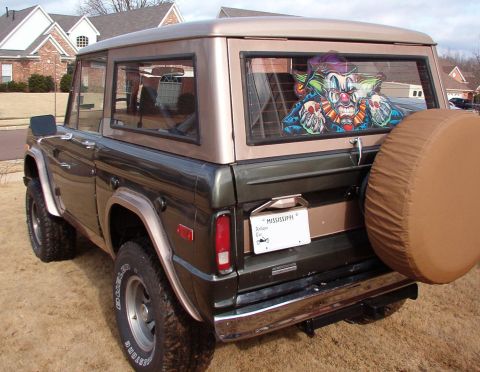 1975 Ford Bronco - NOW it's cool !!! :-D