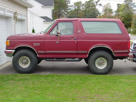1991 Ford Bronco photo
