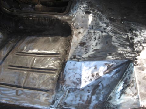 1978 Ford Bronco - Started stripping the floor.