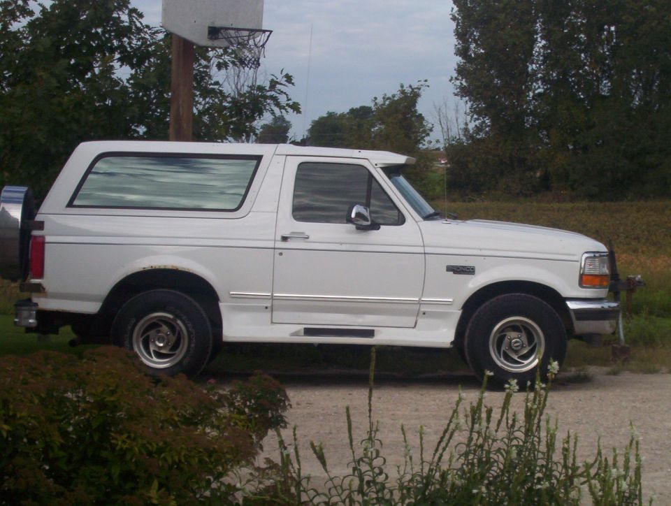 1996 Ford Bronco “Yo-J”