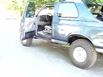1995 Ford F-150 - Recorded with my olympus stylus 720 digital camera, microphone in the n73 captures best sound