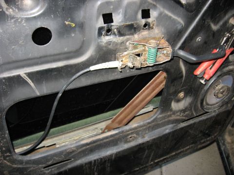 1978 Ford Bronco - At first glance, I thought it looked like a bolt-in swap, turns out it was. The only reason I wanted these was to make working in the doors…
