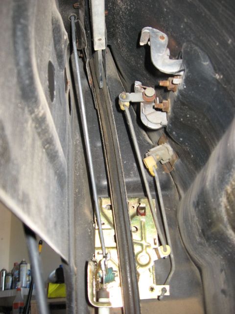 1978 Ford Bronco - All I did was swap the original rods on for the outside door handle, outside lock cylinder, and inside lock knob. I left the bottom clip on…