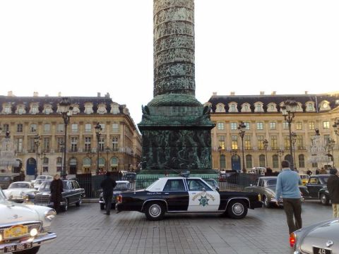1991 Ford Crown Victoria - the Vendome column