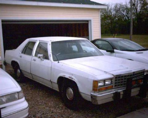 1996 Ford Crown Victoria - Passanger side (middle of restoration)