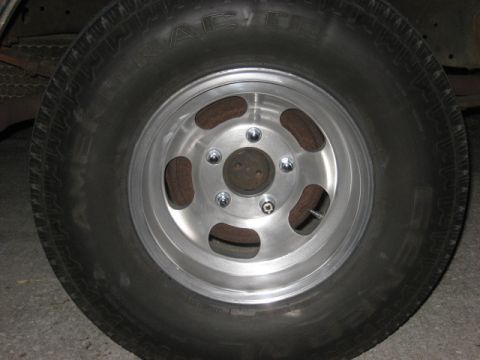 1972 Ford F-100 - 265-75-15 Tires