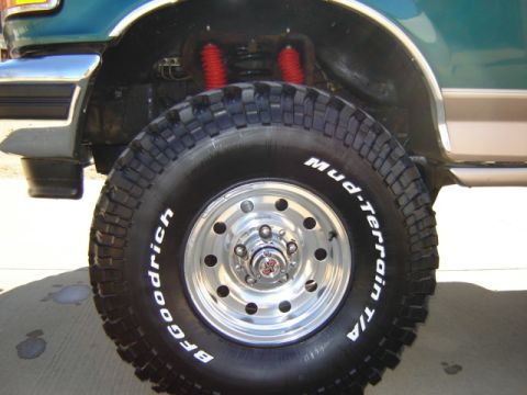 1996 Ford Bronco photo