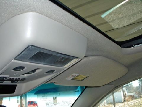 2004 Lincoln Town Car photo