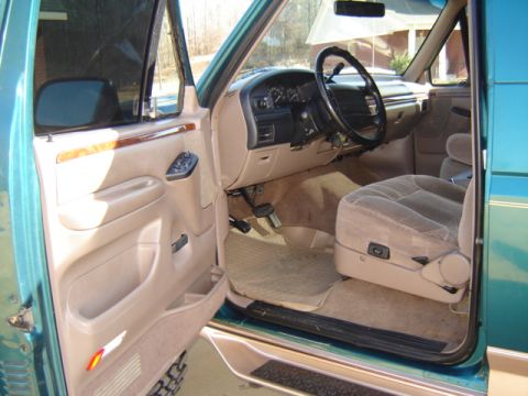 1996 Ford Bronco photo