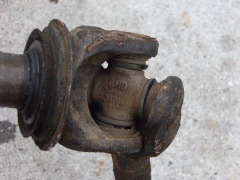 1992 Ford F-150 - U-joint was toast.
