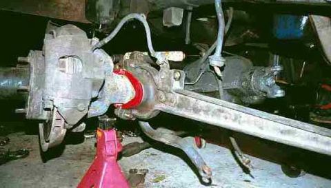 1979 Ford Bronco - New radius arm bushings.