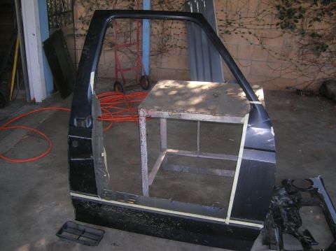 1985 Ford Bronco - passenger door cut