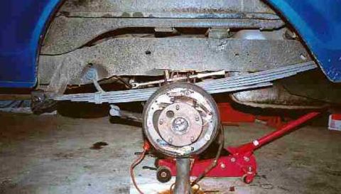 1979 Ford Bronco - Stock spring.