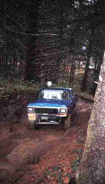 1979 Ford Bronco - Can opener huh, looks easy enough.