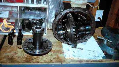 1979 Ford Bronco - Out with the open and in with the spool 10/02