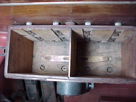 1912 Ford Model T - KW wooden coil box is from a late 1912 / early 1913