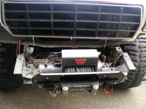 1979 Ford Bronco - The Warn bumper is junk so were improving it