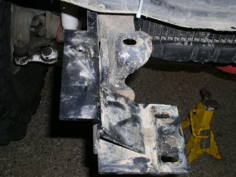 1979 Ford Bronco - pushed the bracket back 4"