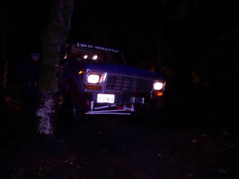 1979 Ford Bronco - Trying to squeeze through Tightass trail.