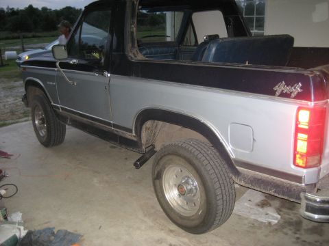 1984 Ford Bronco photo