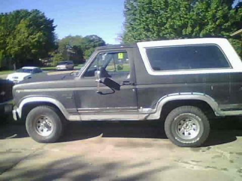 1986 Ford Bronco photo