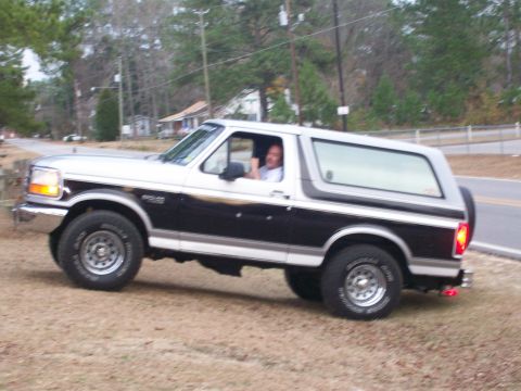 1996 Ford Bronco photo