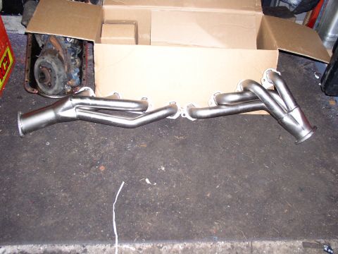 1979 Ford Bronco - L&L headers out of the box.