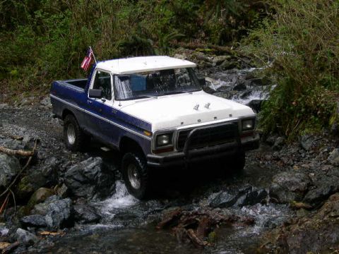 1979 Ford Bronco - Bredgets first wheelin trip in her 79 Bronc.