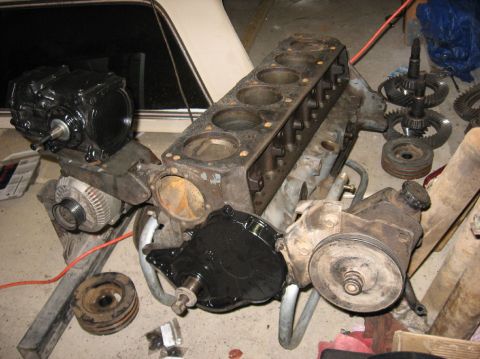 1978 Ford Bronco - Another view. I plan to use a serpentine setup, and the main problem is getting a serpentine pulley/clutch for the York. I could buy a new…