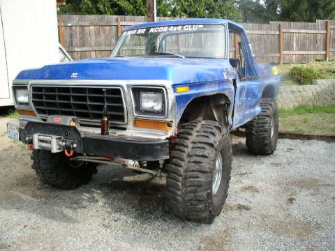1979 Ford Bronco - This lifted 1979 Ford Bronco is ready for off-road adventures with its massive tires and winch.