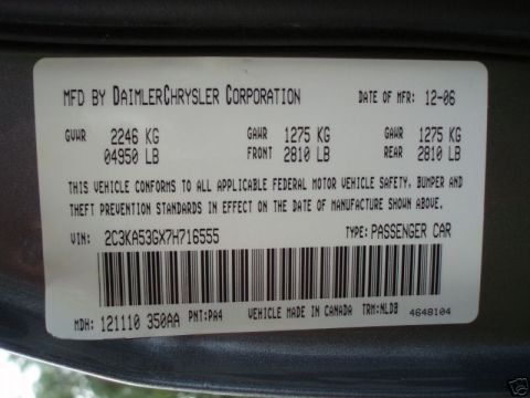 2007 Chrysler 300 - Vehicle identification label shows manufacture date of 12-06 and VIN 2C3KA53GX7H716555.