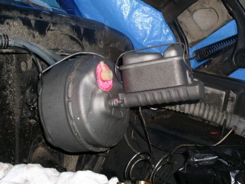 1979 Ford Bronco - Master cyl and lines installed
