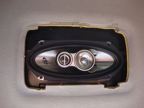 1983 Ford Bronco - i connected the wires and put the 4 sheet metal screws in the bracket and mounted the speaker.