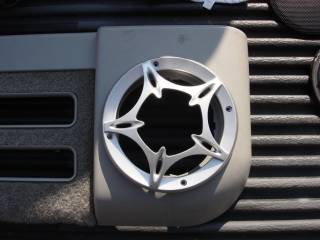 these came with the dubs, but i think a finger would find its way in too easy.