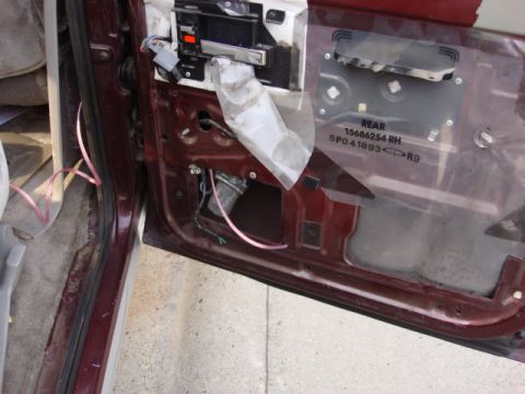 1983 Ford Bronco - here is the new speaker wire i ran it thru the factory routing to get in the door.