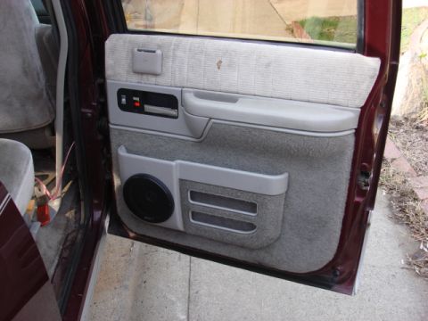 1983 Ford Bronco - here is the completed door.