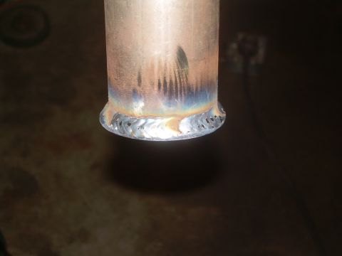 1993 Toyota 4Runner - This photo shows a welded metal pipe end, not a 1993 Toyota 4Runner.