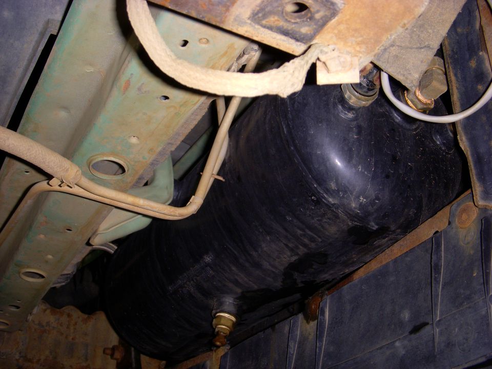 3 Gal Tank in front bumper
