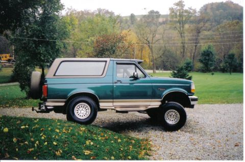 1996 Ford Bronco - i wish it still looked this good