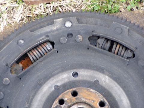 1988 Ford F-250 - Backside (side facing Engine) of Flywheel w/ broken springs