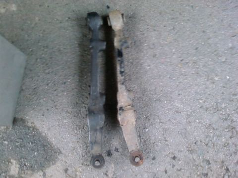 1995 Ford Bronco - thats not supposed to be bent...