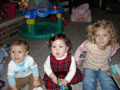 2000 Ford Crown Victoria - Emelia and her cousin's Brady and Sydney.