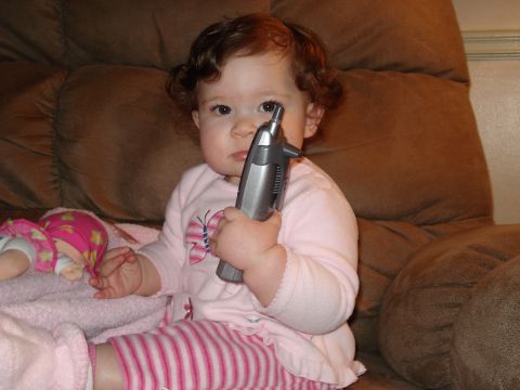 2000 Ford Crown Victoria - Get use to me and the phone, Mommy!