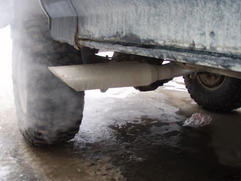 1992 Ford Bronco - new custom exhaust! headers no cats 3" magnaflo muffler dual-in, dual-out. 3" dual singleside exit, in-front of rear tire. dual 4" x 16" ti…