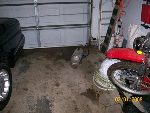 1995 Mercury Grand Marquis - The image shows an intake manifold gasket, not a 1995 Mercury Grand Marquis.