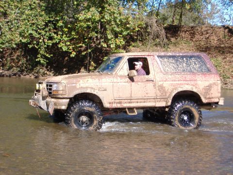 1996 Ford Bronco photo