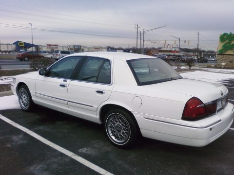 2000 Mercury Grand Marquis photo