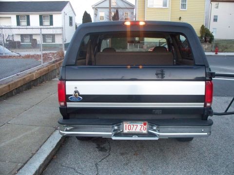 1996 Ford Bronco - tailgate