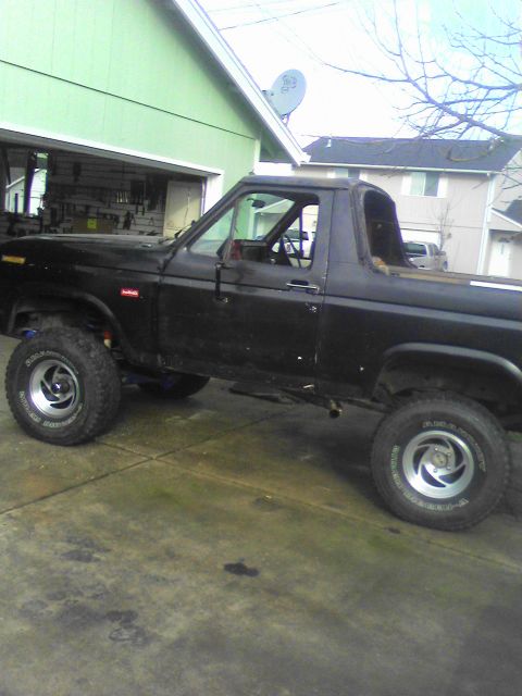1981 Ford Bronco photo
