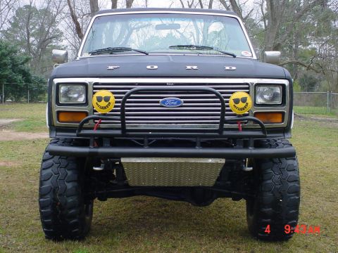 1984 Ford Bronco photo